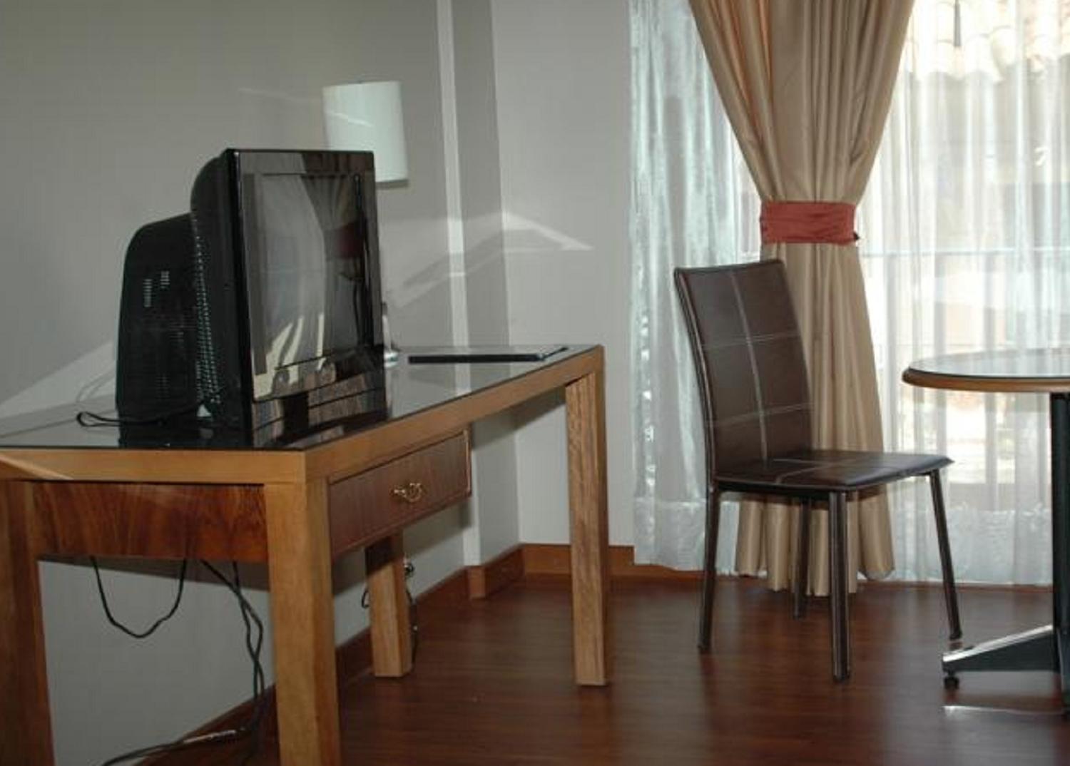 Hotel Santa Monica Cuenca Buitenkant foto