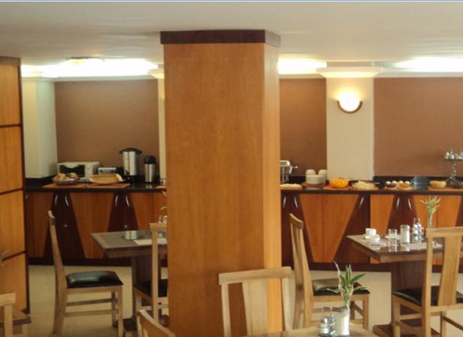 Hotel Santa Monica Cuenca Buitenkant foto