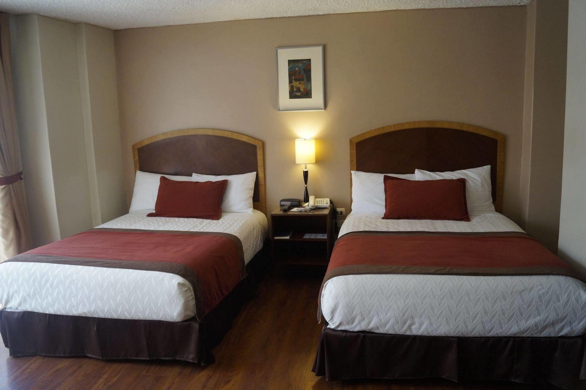 Hotel Santa Monica Cuenca Buitenkant foto